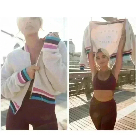 Spiritual Gangster " Trust The Universe" Sherpa
Bomber Jacket Women's Small NWOT - Picture 2 of 13